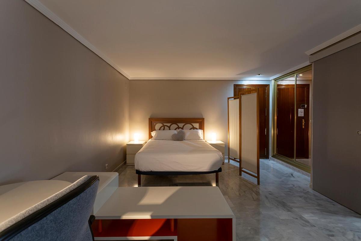 Francos 3 Sevilla Urban Apartment Seville Exterior photo
