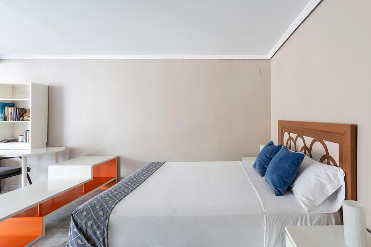 Francos 3 Sevilla Urban Apartment Seville Exterior photo